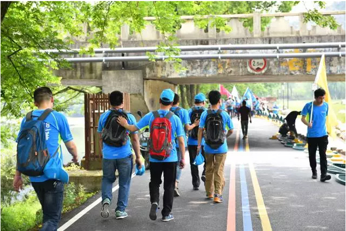 高端拉床,專用機床,内拉床,外拉床,數控機床,自動化生産線,工業機器人 高端拉床,專用機床,内拉床,外拉床,數控機床,自動化生産線,工業機器人