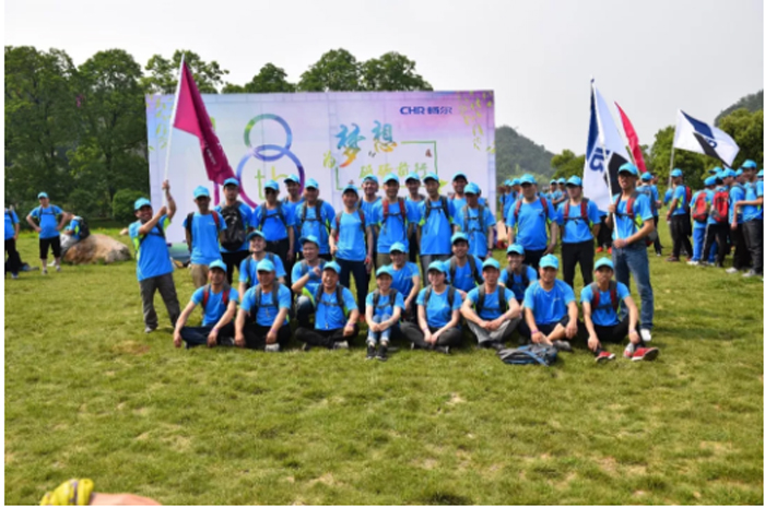 高端拉床,專用機床,内拉床,外拉床,數控機床,自動化生産線,工業機器人