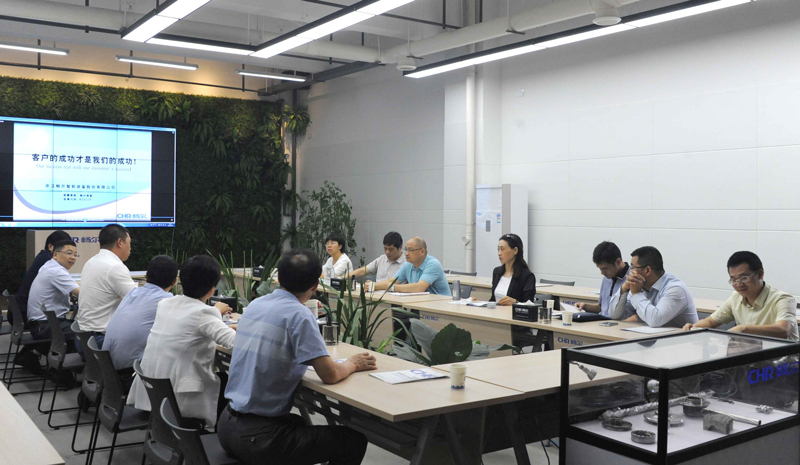 高端拉床,專用機床,内拉床,外拉床,數控機床,自動化生産線,工業機器人,拉床,拉刀,自動化