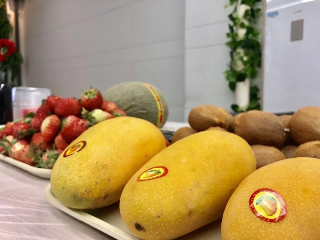 高端拉床,專用機床,内拉床,外拉床,數控機床,自動化生産線,工業機器人,拉床,拉刀,自動化 高端拉床,專用機床,内拉床,外拉床,數控機床,自動化生産線,工業機器人,拉床,拉刀,自動化