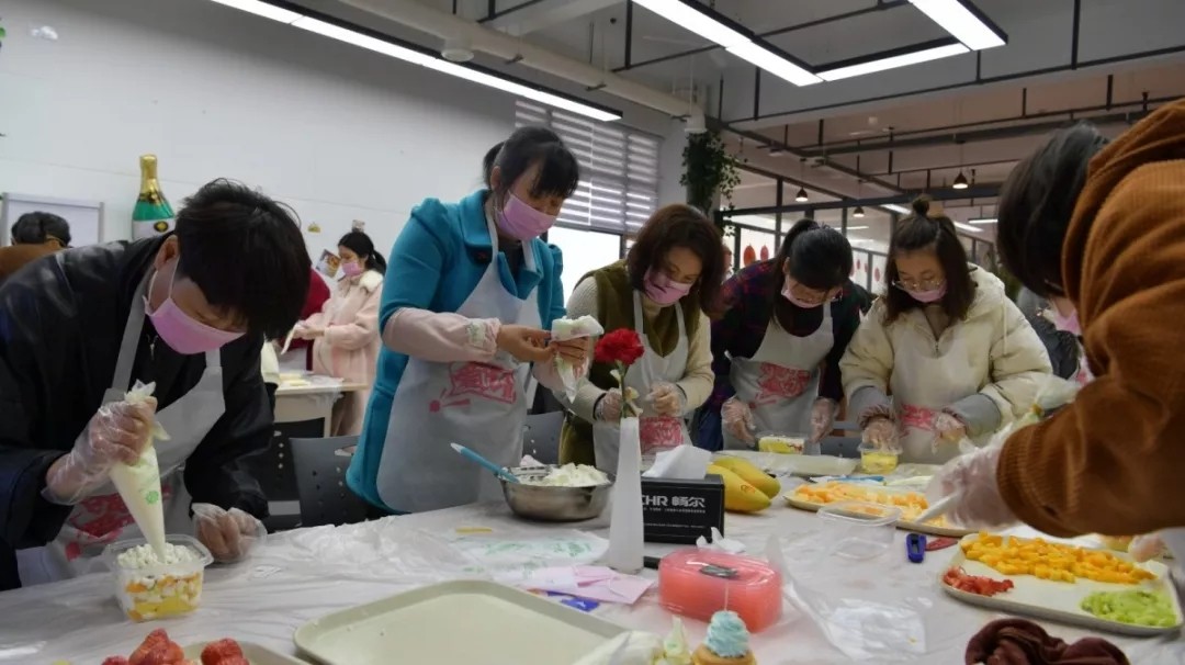 高端拉床,專用機床,内拉床,外拉床,數控機床,自動化生産線,工業機器人,拉床,拉刀,自動化 高端拉床,專用機床,内拉床,外拉床,數控機床,自動化生産線,工業機器人,拉床,拉刀,自動化