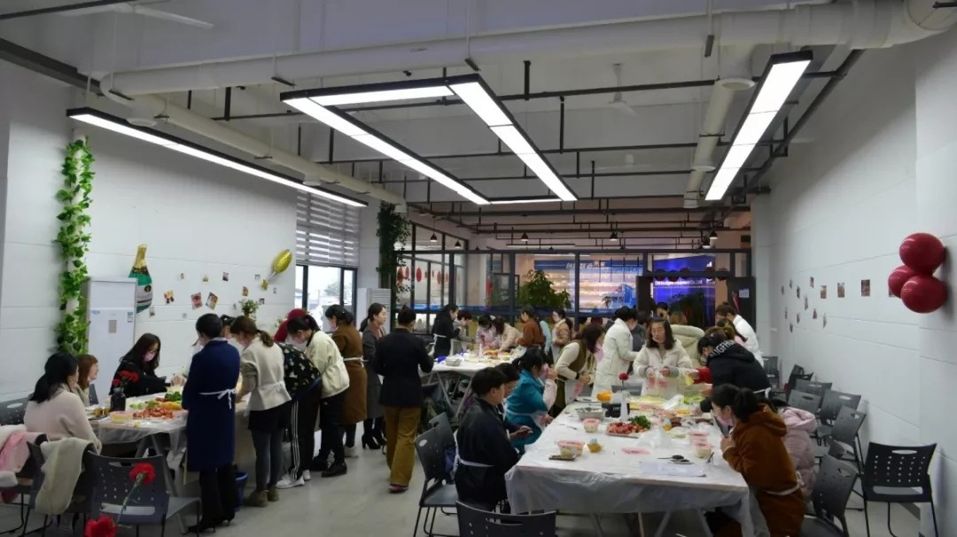 高端拉床,專用機床,内拉床,外拉床,數控機床,自動化生産線,工業機器人,拉床,拉刀,自動化 高端拉床,專用機床,内拉床,外拉床,數控機床,自動化生産線,工業機器人,拉床,拉刀,自動化