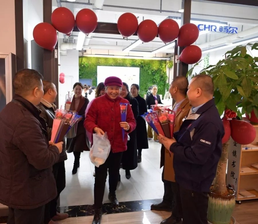 高端拉床,專用機床,内拉床,外拉床,數控機床,自動化生産線,工業機器人,拉床,拉刀,自動化 高端拉床,專用機床,内拉床,外拉床,數控機床,自動化生産線,工業機器人,拉床,拉刀,自動化