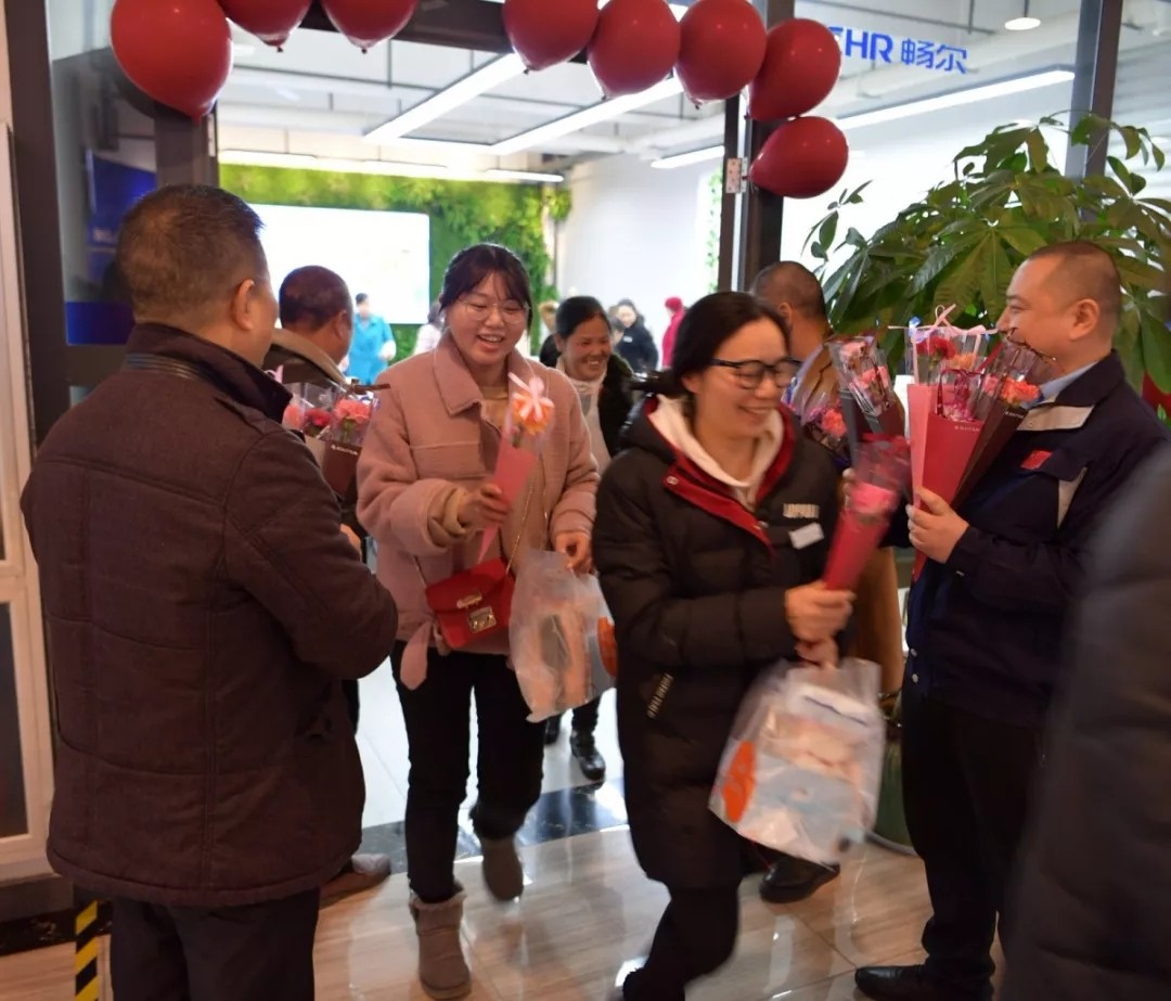 高端拉床,專用機床,内拉床,外拉床,數控機床,自動化生産線,工業機器人,拉床,拉刀,自動化 高端拉床,專用機床,内拉床,外拉床,數控機床,自動化生産線,工業機器人,拉床,拉刀,自動化