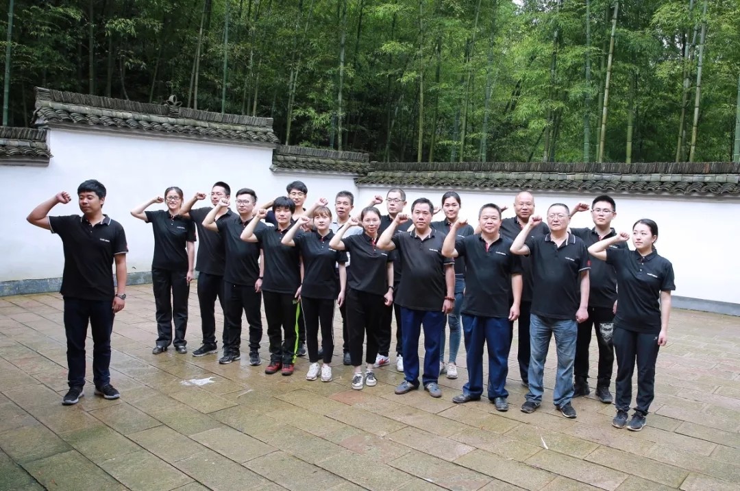 高端拉床,專用機床,内拉床,外拉床,數控機床,自動化生産線,工業機器人,拉床,拉刀,自動化 高端拉床,專用機床,内拉床,外拉床,數控機床,自動化生産線,工業機器人,拉床,拉刀,自動化