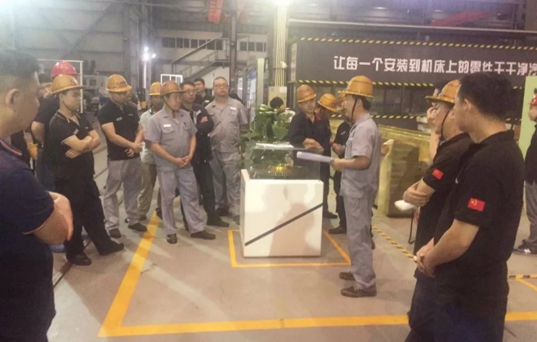 高端拉床,專用機床,内拉床,外拉床,數控機床,自動化生産線,工業機器人,拉床,拉刀,自動化 高端拉床,專用機床,内拉床,外拉床,數控機床,自動化生産線,工業機器人,拉床,拉刀,自動化