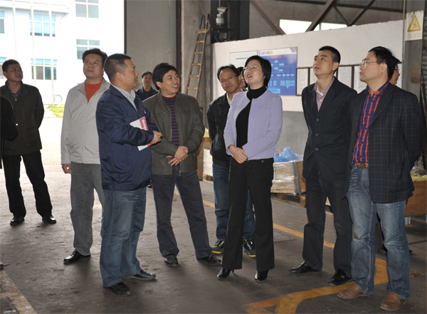 高端拉床,專用機床,内拉床,外拉床,數控機床,自動化生産線,工業機器人,拉床,拉刀,自動化