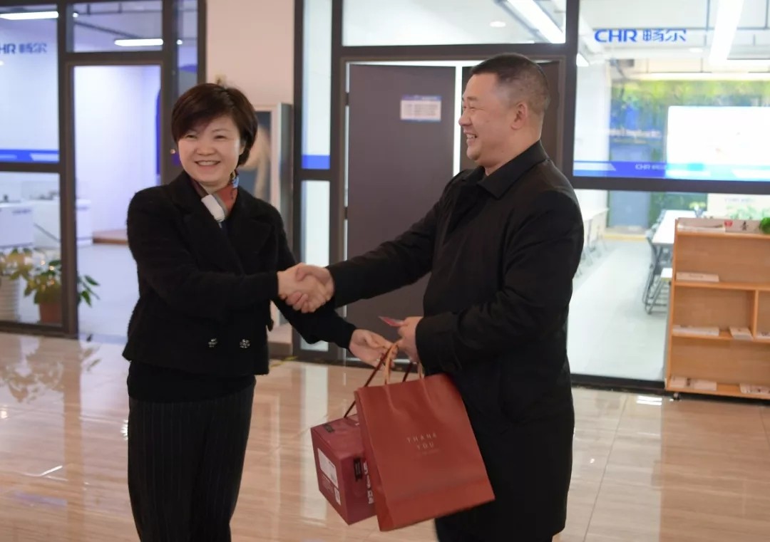 拉床,拉刀,自動化,高端拉床,專用機床,内拉床,外拉床,數控機床,自動化生産線,工業機器人 拉床,拉刀,自動化,高端拉床,專用機床,内拉床,外拉床,數控機床,自動化生産線,工業機器人