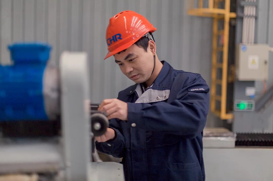 拉床,拉刀,自動化,高端拉床,專用機床,内拉床,外拉床,數控機床,自動化生産線,工業機器人 拉床,拉刀,自動化,高端拉床,專用機床,内拉床,外拉床,數控機床,自動化生産線,工業機器人