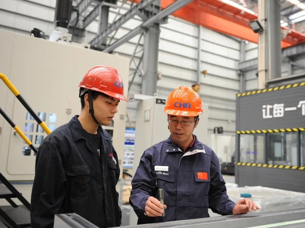 拉床,拉刀,自動化,高端拉床,專用機床,内拉床,外拉床,數控機床,自動化生産線,工業機器人 拉床,拉刀,自動化,高端拉床,專用機床,内拉床,外拉床,數控機床,自動化生産線,工業機器人