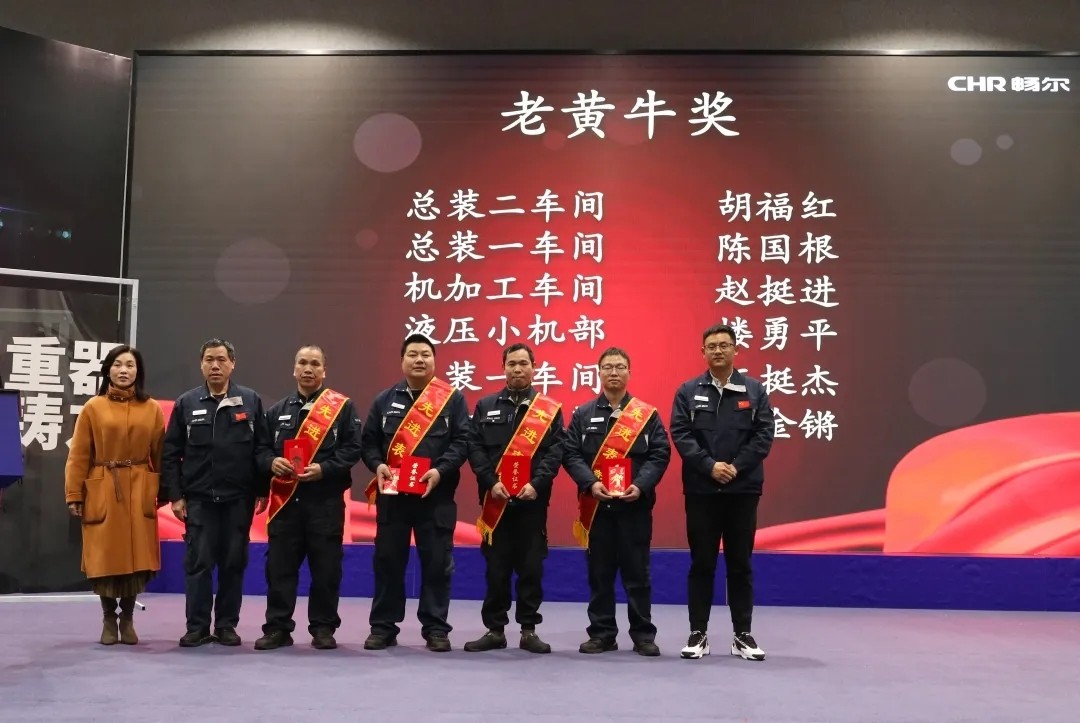 拉床,拉刀,自動化,高端拉床,專用機床,内拉床,外拉床,數控機床,自動化生産線,工業機器人 拉床,拉刀,自動化,高端拉床,專用機床,内拉床,外拉床,數控機床,自動化生産線,工業機器人