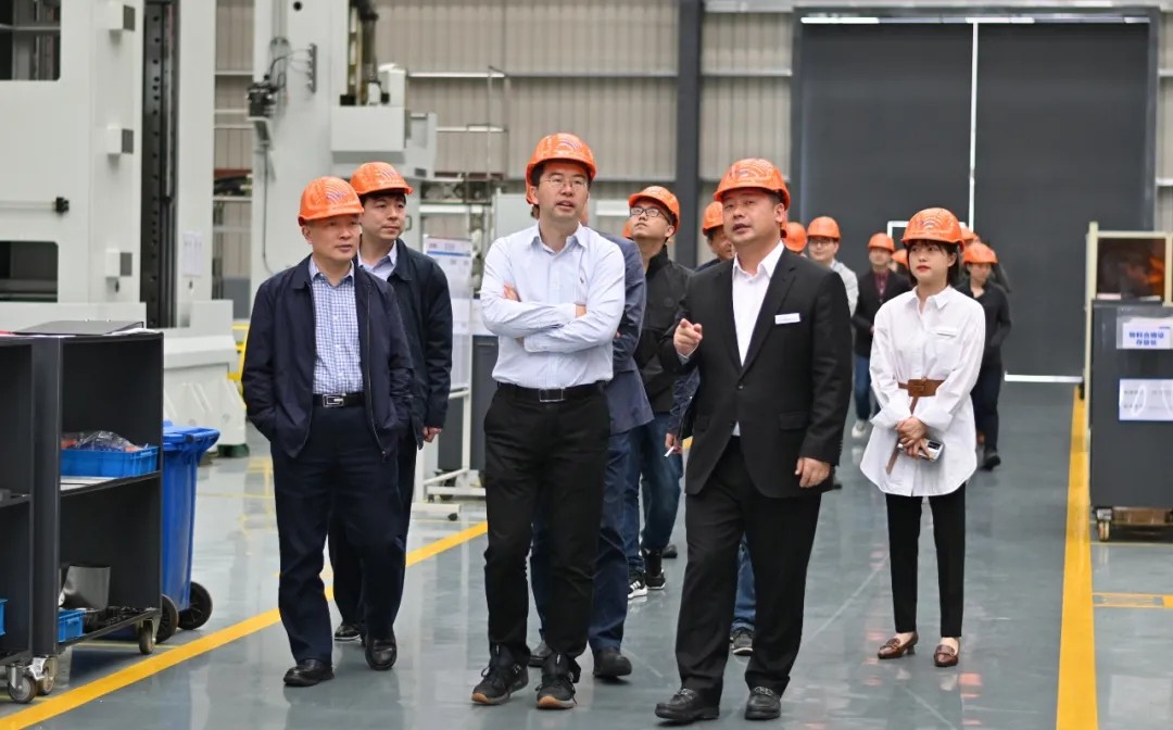 拉床,拉刀,自動化,高端拉床,專用機床,内拉床,外拉床,數控機床,自動化生産線,工業機器人 拉床,拉刀,自動化,高端拉床,專用機床,内拉床,外拉床,數控機床,自動化生産線,工業機器人