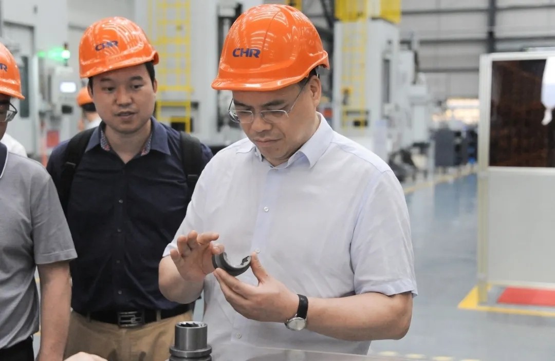 拉床,拉刀,自動化,高端拉床,專用機床,内拉床,外拉床,數控機床,自動化生産線,工業機器人 拉床,拉刀,自動化,高端拉床,專用機床,内拉床,外拉床,數控機床,自動化生産線,工業機器人