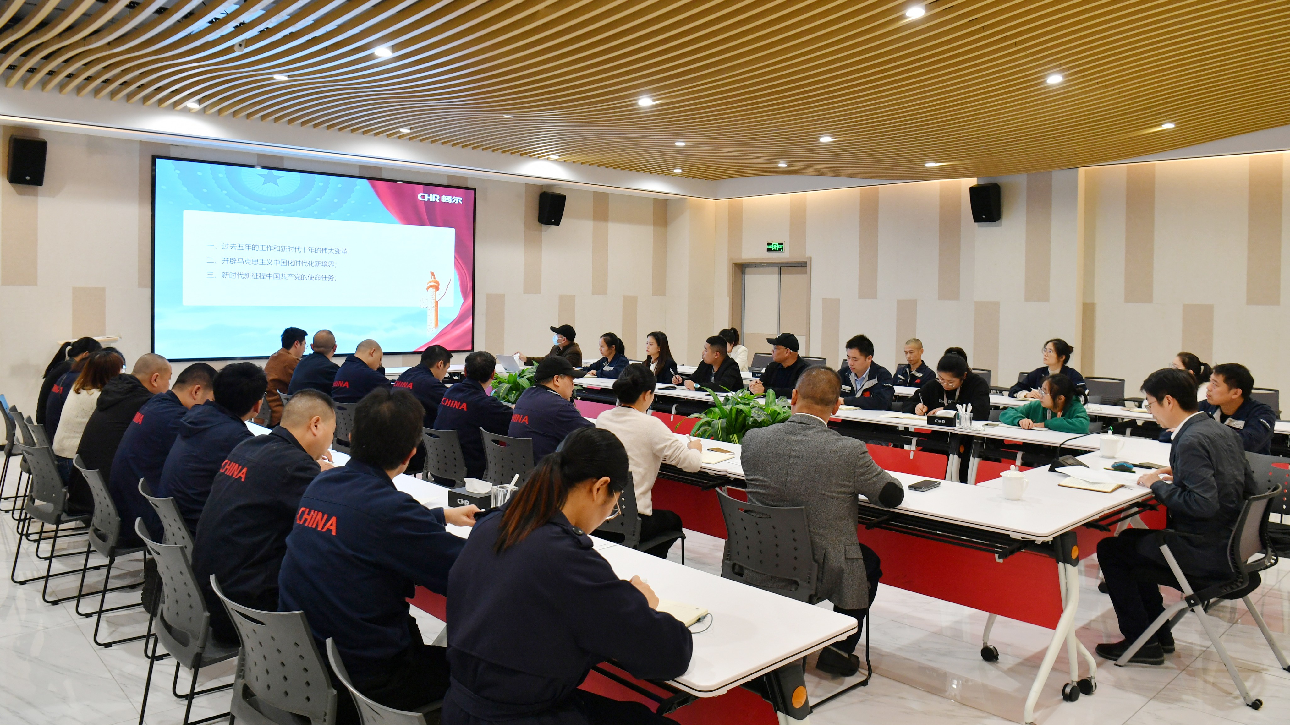 拉床,拉刀,自動化,高端拉床,專用機床,内拉床,外拉床,數控機床,自動化生産線,工業機器人 拉床,拉刀,自動化,高端拉床,專用機床,内拉床,外拉床,數控機床,自動化生産線,工業機器人